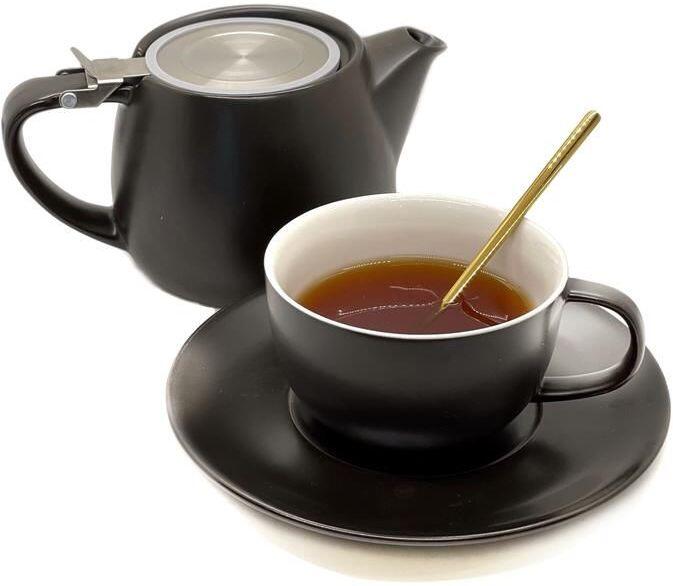 Hot Rose Black Tea