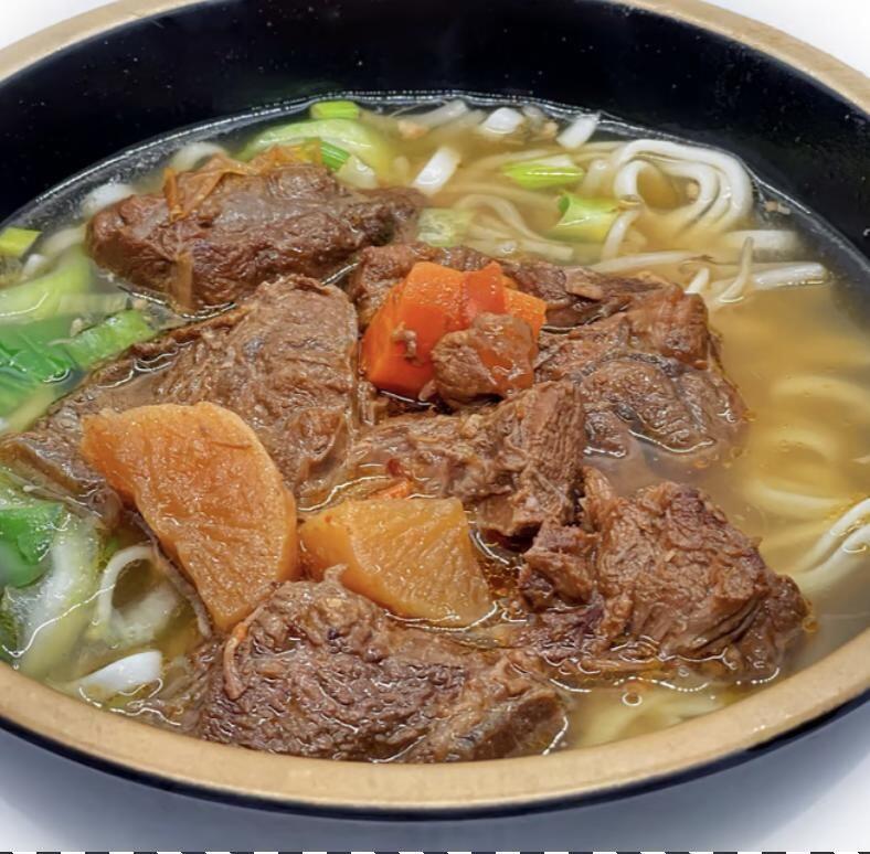 Pu-Erh Flavored Beef Stew Noodle