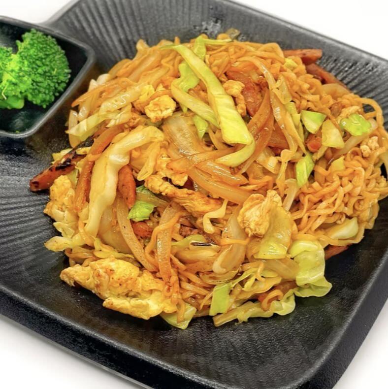 Stir Fried Instant Noodle Sausage